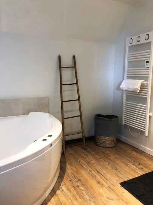 Appartement Au Calme Entre Terre Et Mer. Proche Honfleur Barneville-la-Bertran Ngoại thất bức ảnh